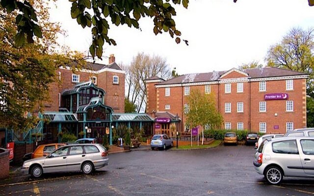 Premier Inn Stockport Central