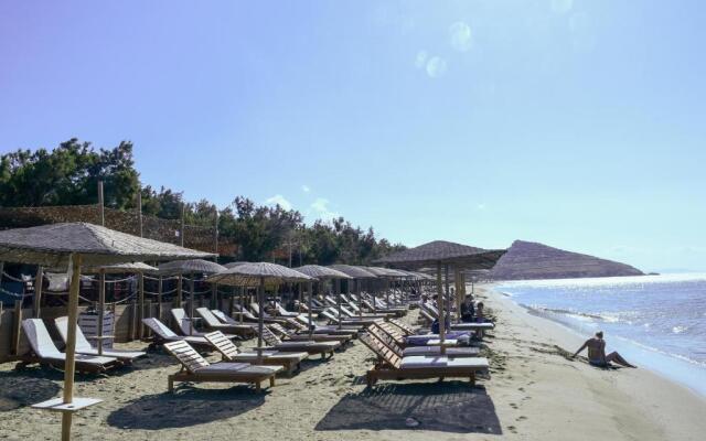 Akrotiraki Villas