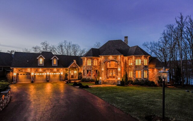 Preston On The Lake House