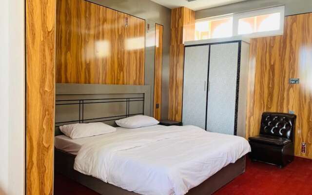 Naqcho Paradise Inn Skardu