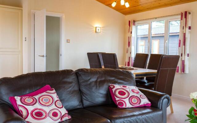 Whitsand Bay Lodge