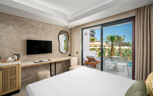 Vox Maris Resort