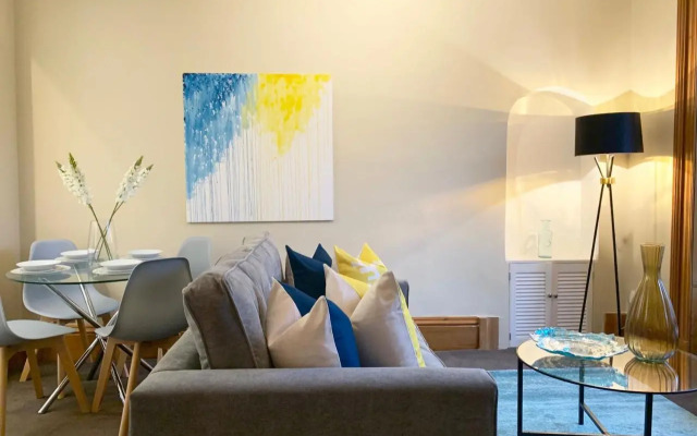 Forest Park Apartment