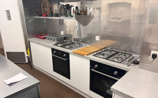 HK Rooms - Self Catering Serviced Rooms