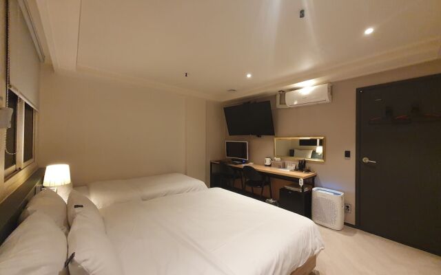 No.25 Hotel Ansan Branch