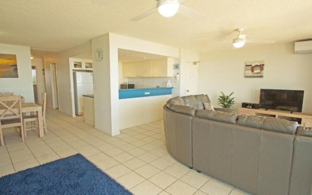 Surf Club Apartments – Lobby – Marcoola