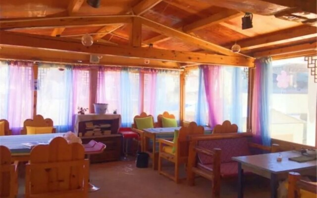 Happy Times Theme Inn