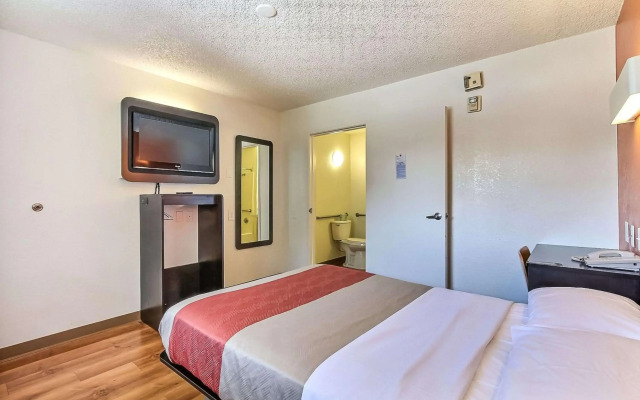 Motel 6 San Jose, CA - Airport