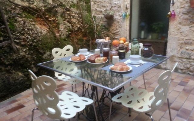 Chambres d'Hôtes Lou Calvari