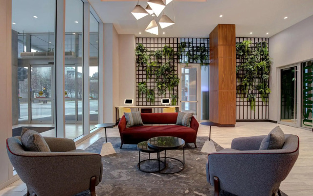 Homewood Suites by Hilton Montreal Downtown, QC