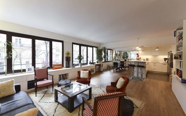 Family apartment near Montparnasse