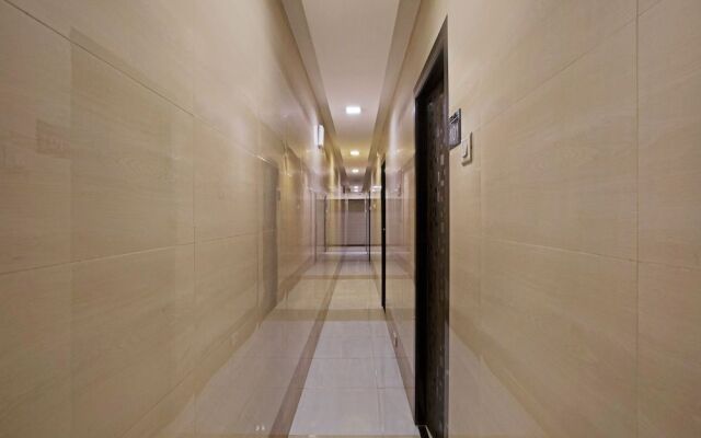 OYO 6428 K F Residency