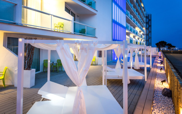 Sirenis Hotel Tres Carabelas & SPA