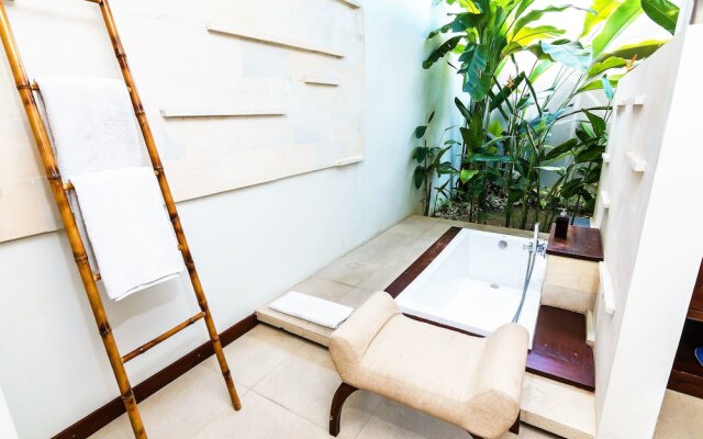 ZEN Premium Umalas Bumbak Villa