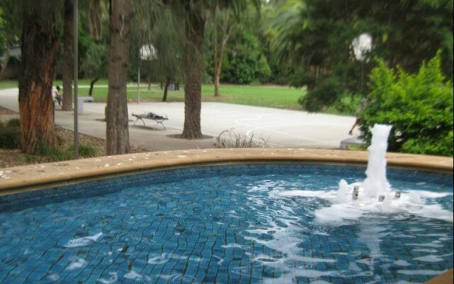 AMG Motel and Serviced Apartments