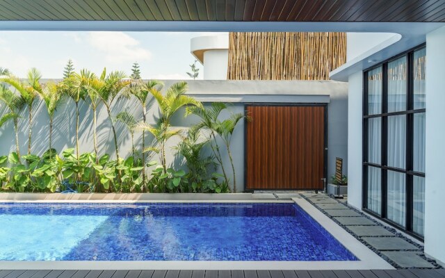 Sunshine City View Villa 6BR wth a private Heated Pool