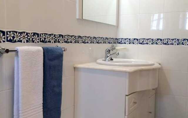 Apartment with 4 Bedrooms in Nazaré, with Wonderful Sea View, Balcony And Wifi - 100 M From the Beach