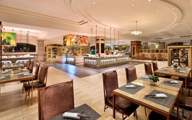Crowne Plaza Resort Sanya Bay, an IHG Hotel
