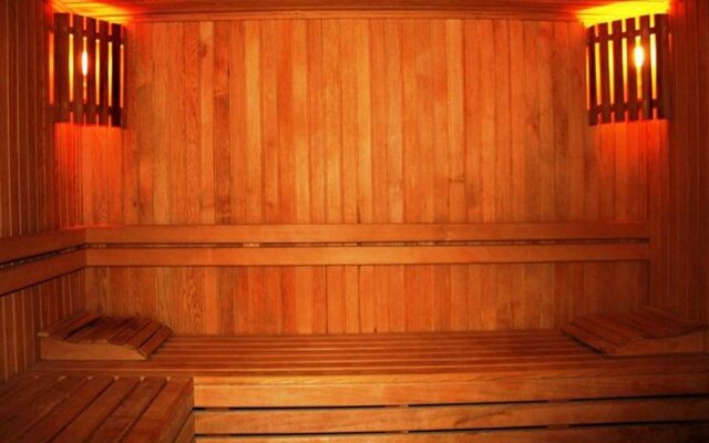 Side Bay Hotel