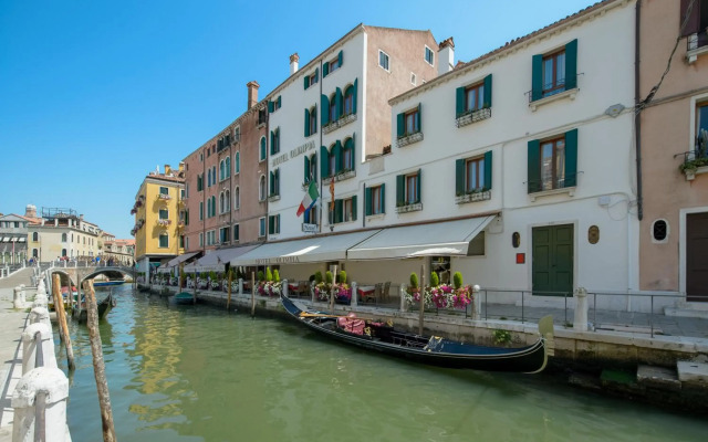 Hotel Olimpia Venice, BW signature collection