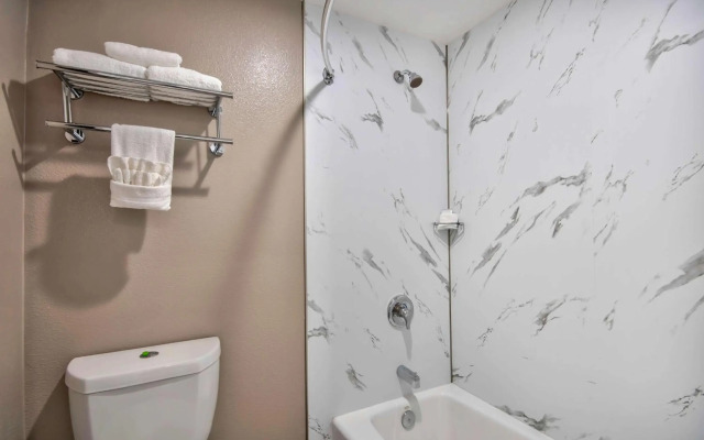 Studio 6 Eureka, CA – Old Town