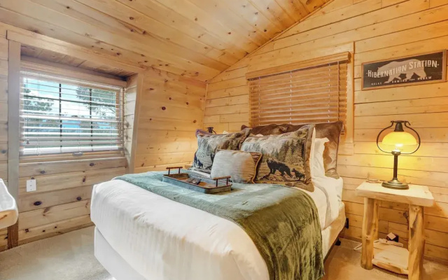 Log Lodge
