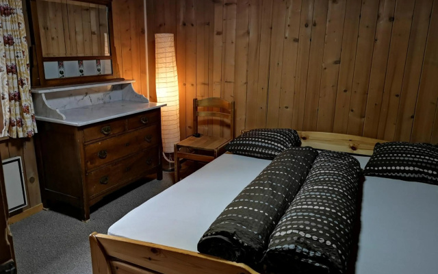 B&B Gassa 95 – Guest Rooms – Vals
