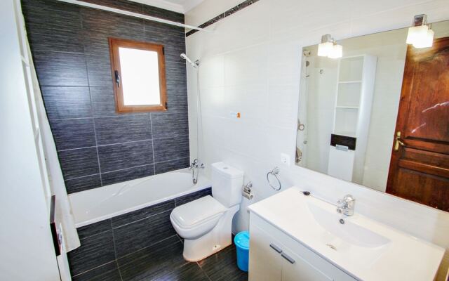 Jonur 10 - holiday home with private pool in Moraira