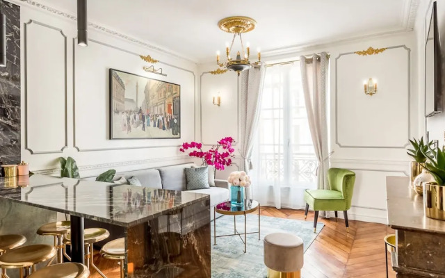 Merveil-Luxury Suite-Louvre-Sebastopol I