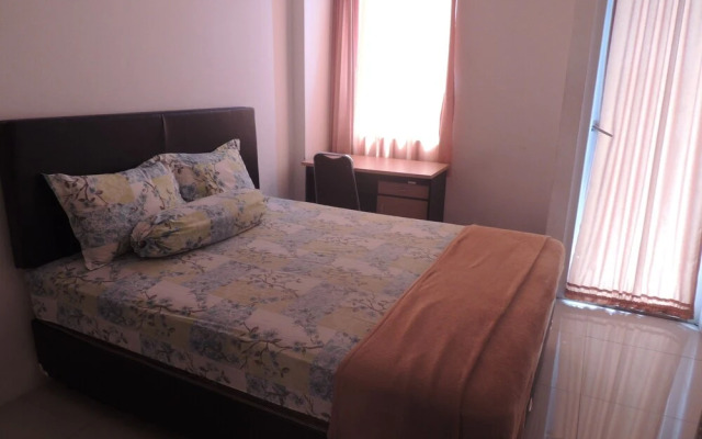V Apartment