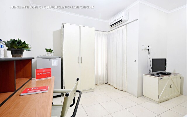 ZEN Rooms Mampang Prapatan Syariah