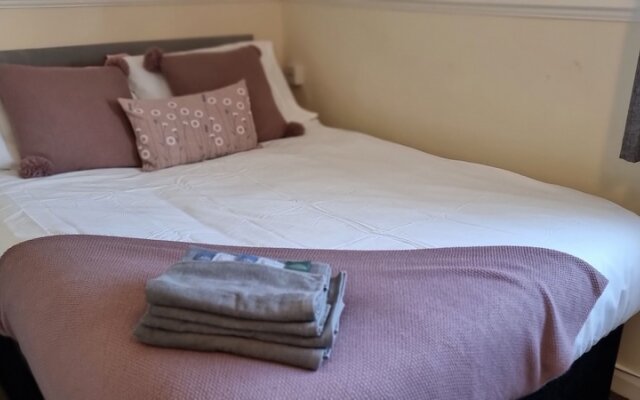 Pearl View En-suite