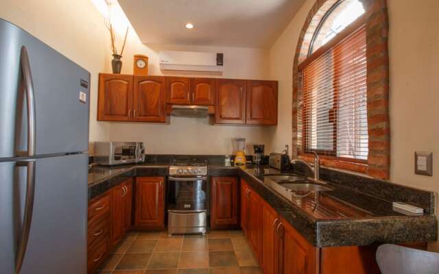 Casa Fibba 4 BR by Casago