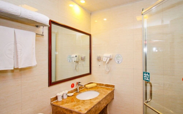 GreenTree Inn LiuAn Huoshan County Economic Development Zone Hotel