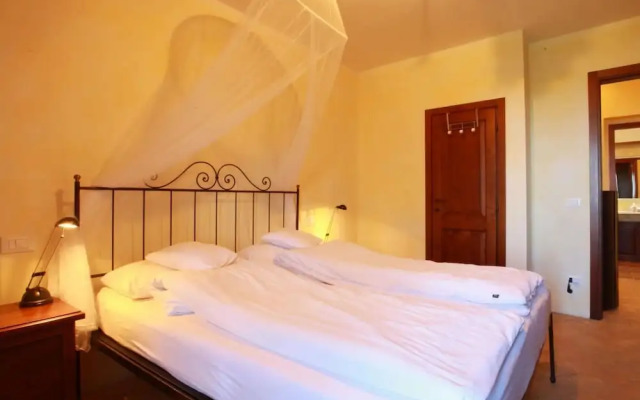 Nice Apartment in Seggiano