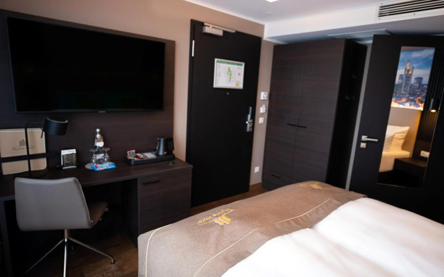 Skyline Hotel