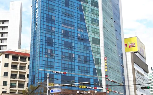 Camellia Hotel