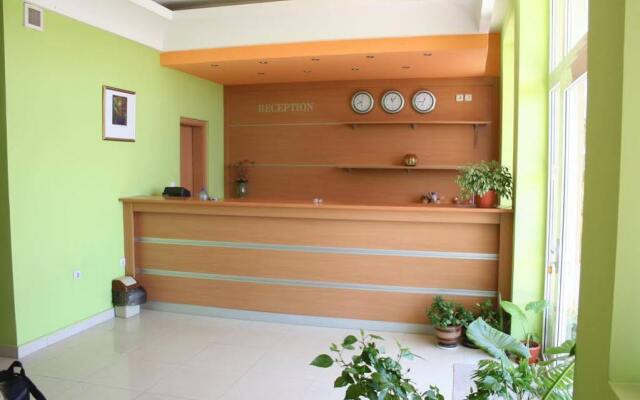 Hotel Briz