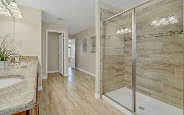5421 Solterra Circle