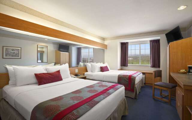 Ramada Limited by Wyndham, Bloomington I-55 & I-74 IL