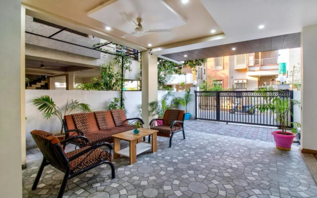 Treebo Trip Shri Guru Service Apartment