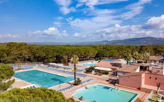 Parc Saint James Oasis Village