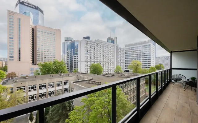 Luxurious Warsaw by Renters Prestige