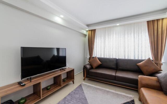 Altiparmak central 2 bdrm apartment