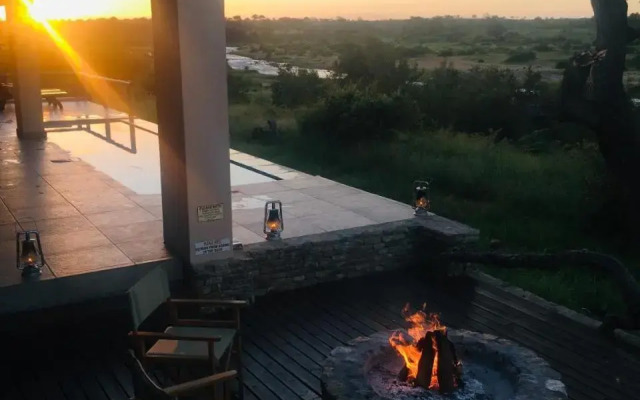 Manzini River House