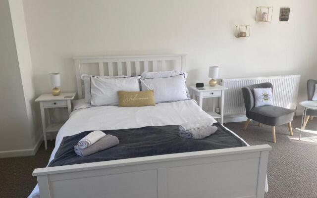 Number 5 - Lytton Tree Lodge, Reydon, Southwold