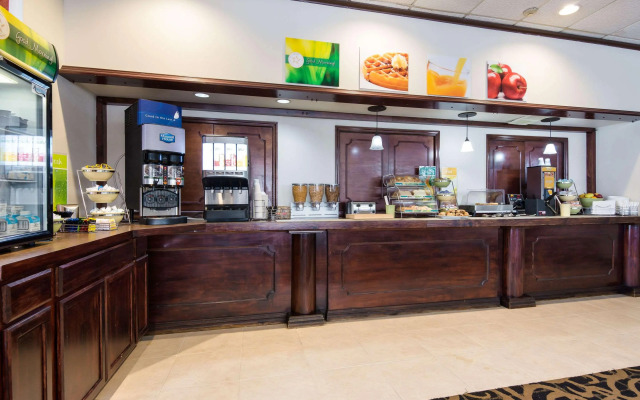 Quality Inn Oneonta Cooperstown Area