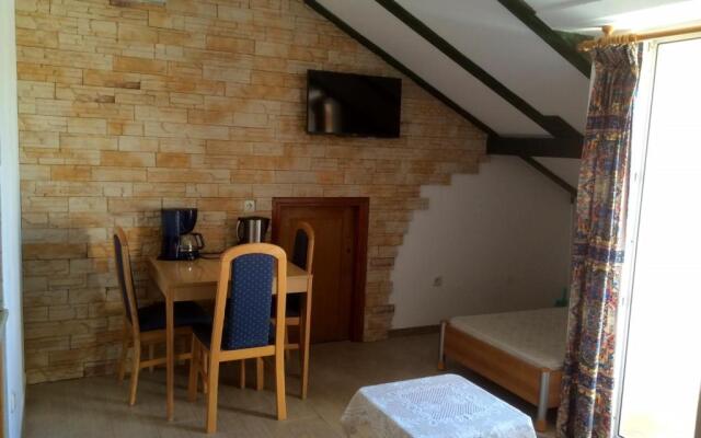 Apartments 30 m from the beach