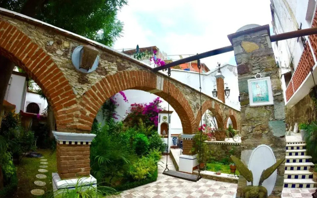 Sanbernabé tres