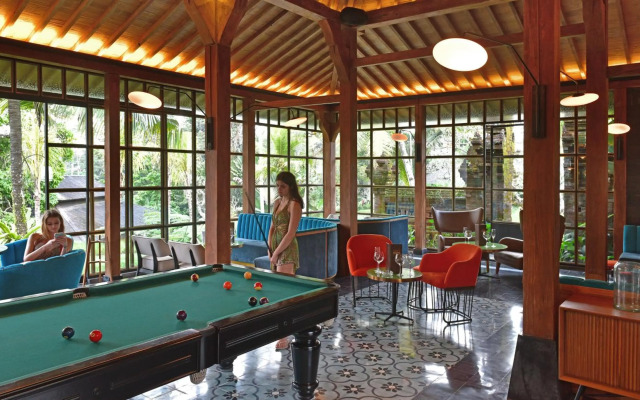 Chapung Sebali Hotel